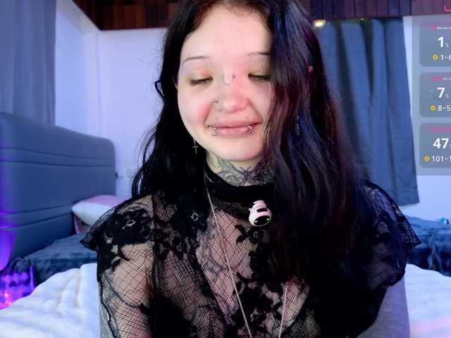 Leinbone live cam on BongaCams