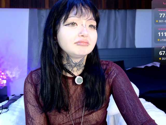 Leinbone live cam on BongaCams