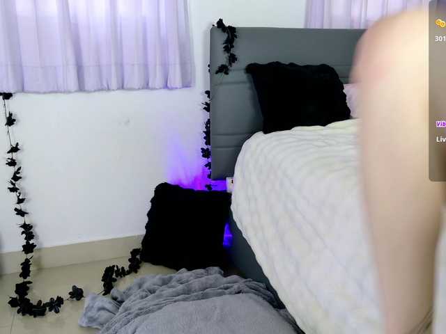 Leinbone live cam on BongaCams