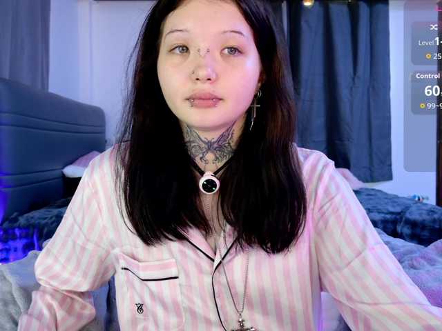Leinbone live cam on BongaCams