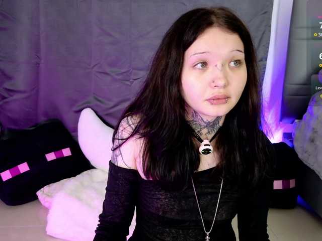 Leinbone live cam on BongaCams