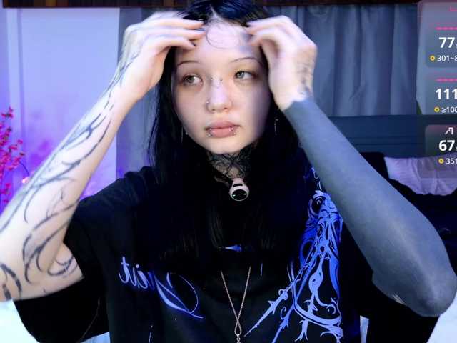 Leinbone live cam on BongaCams