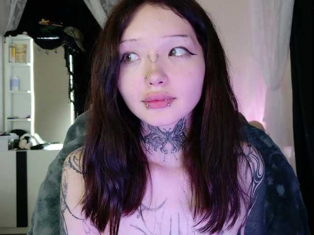 Leinbone live cam on BongaCams