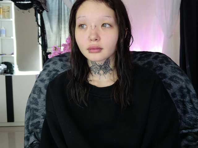 Leinbone live cam on BongaCams