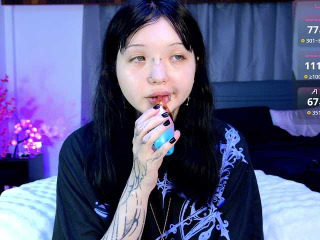 Leinbone live cam on BongaCams