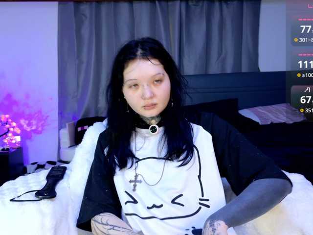 Leinbone live cam on BongaCams
