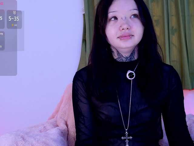 Leinbone live cam on BongaCams