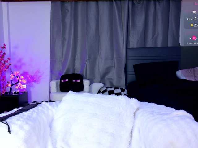 Leinbone live cam on BongaCams