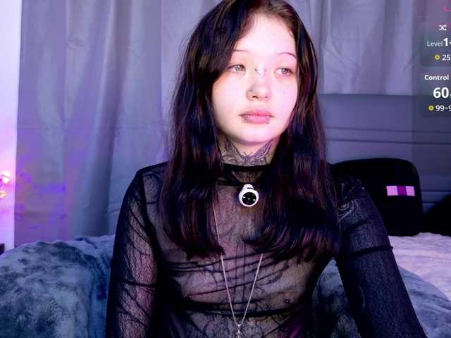 Leinbone live cam on BongaCams