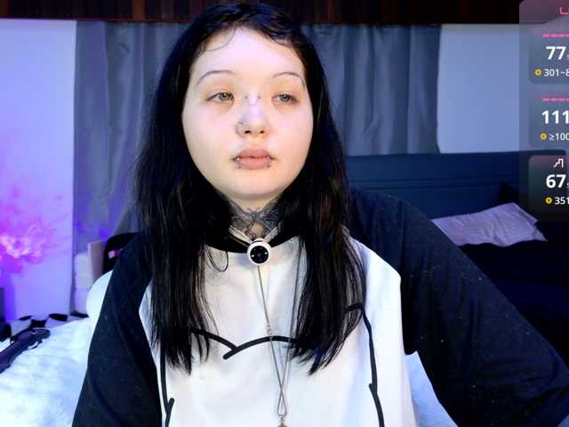 Leinbone live cam on BongaCams