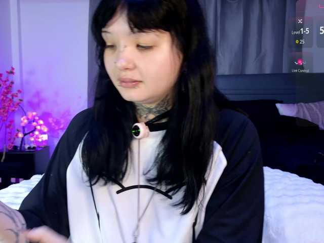 Leinbone live cam on BongaCams