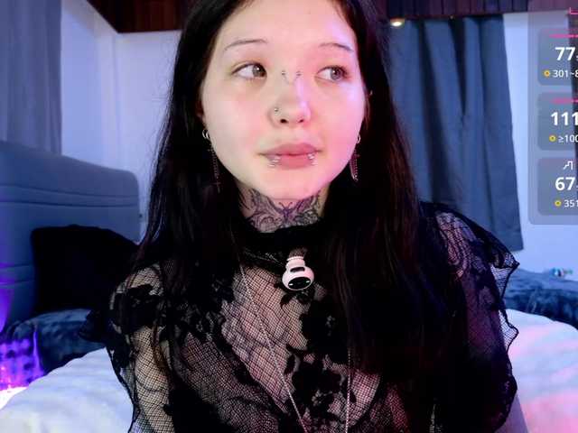 Leinbone live cam on BongaCams