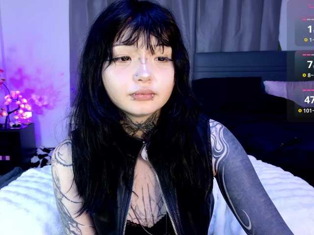 Leinbone live cam on BongaCams