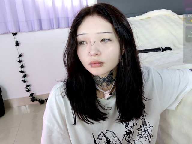 Leinbone live cam on BongaCams