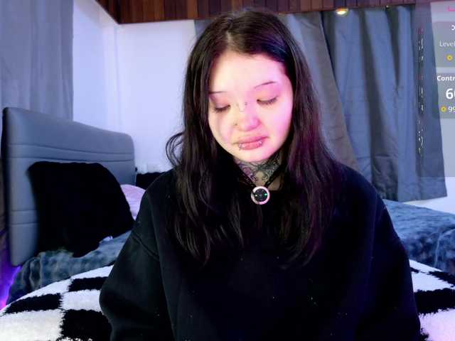 Leinbone live cam on BongaCams