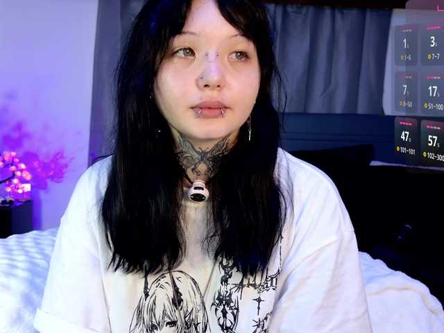 Leinbone — live female cam