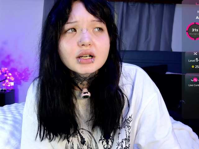 Leinbone live cam on BongaCams