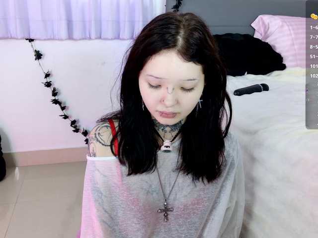 Leinbone live cam on BongaCams