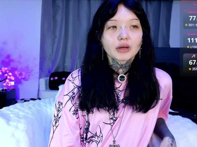 Leinbone live cam on BongaCams