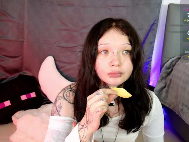 Leinbone live webcam show