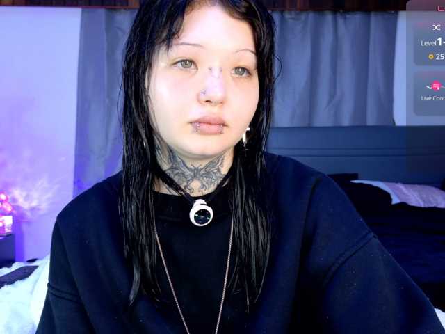 Leinbone live cam on BongaCams