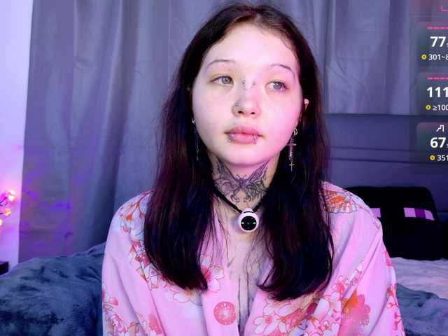 Leinbone live cam on BongaCams