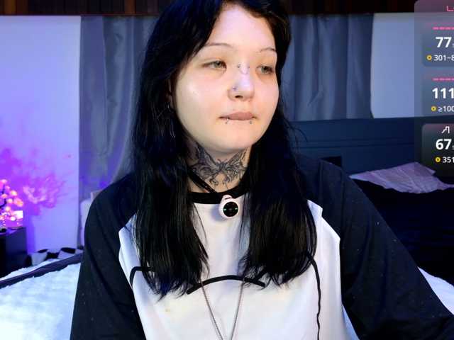 Leinbone live cam on BongaCams