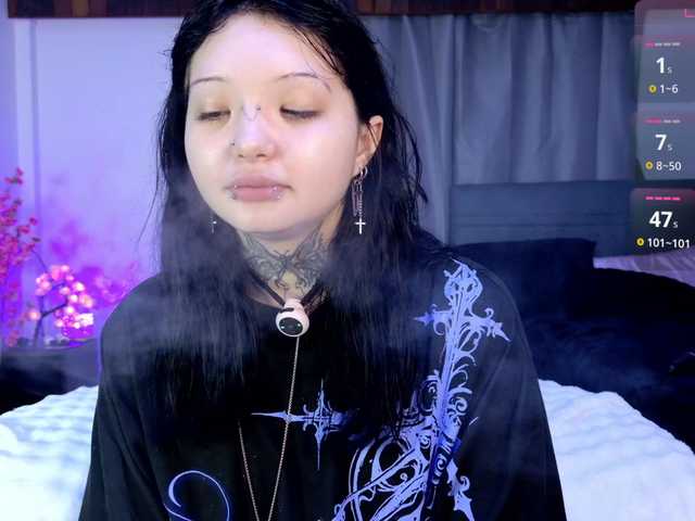 Leinbone live cam on BongaCams
