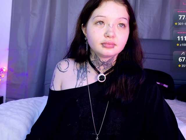 Leinbone live cam on BongaCams