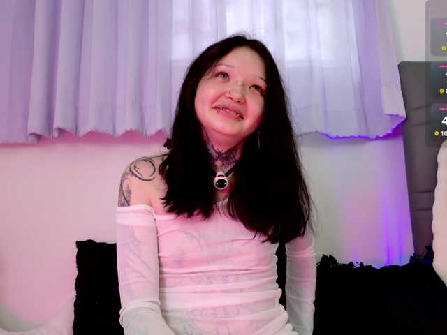 Leinbone live cam on BongaCams