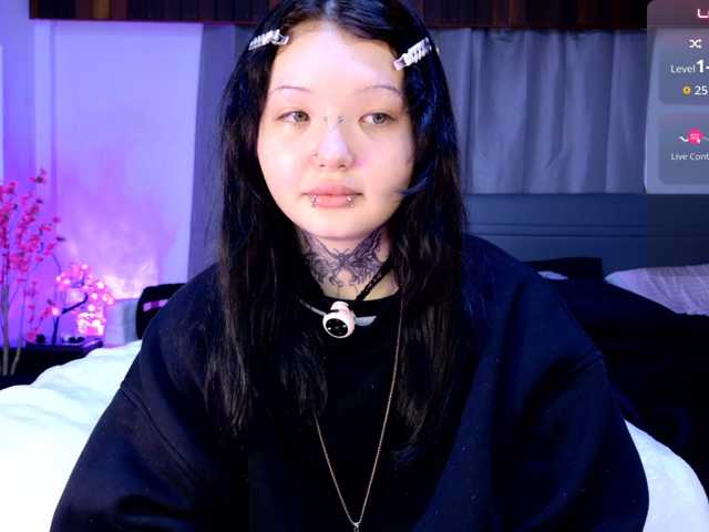 Leinbone live cam on BongaCams