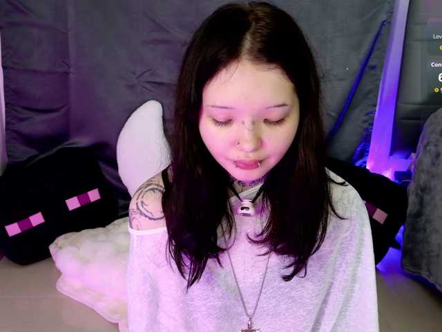 Leinbone live cam on BongaCams