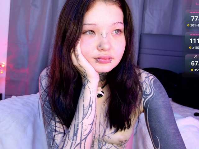 Leinbone live cam on BongaCams
