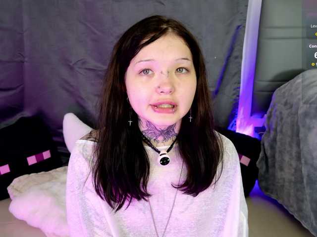 Leinbone live cam on BongaCams