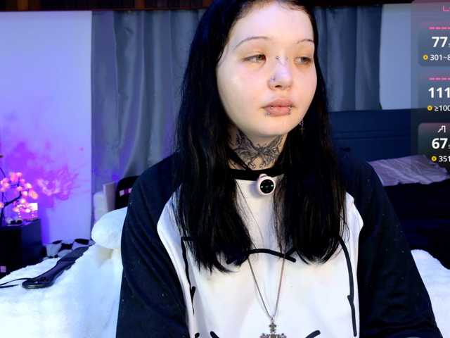 Leinbone live cam on BongaCams