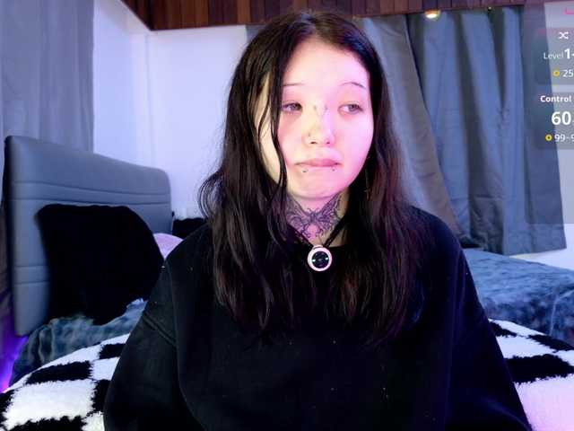 Leinbone live cam on BongaCams