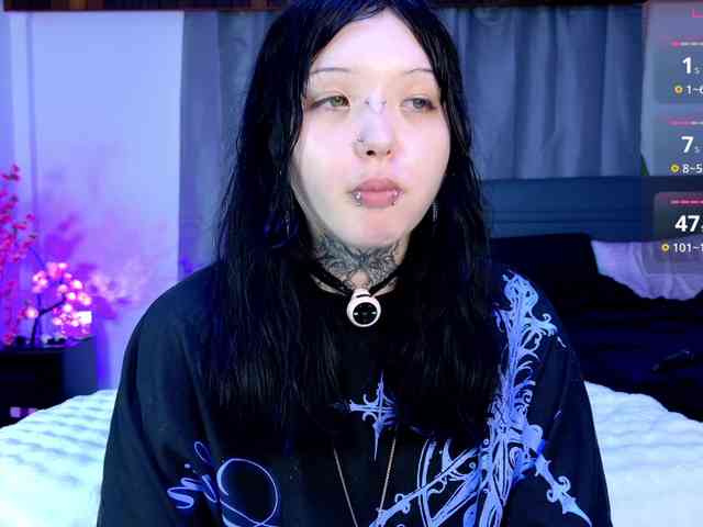 Leinbone's cam show statistics and live stream