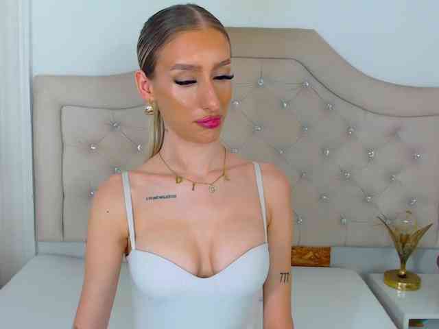 Model: NatalieFlirt