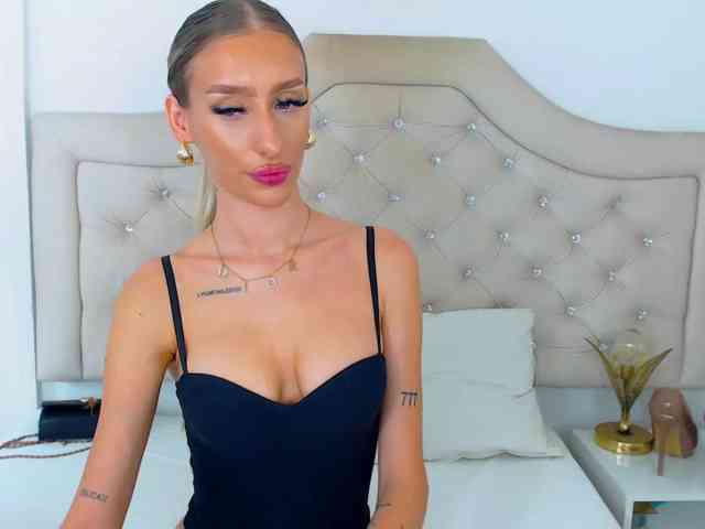 NatalieFlirt