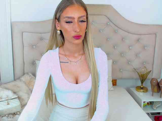 NatalieFlirt