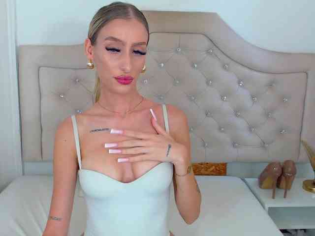 Model: NatalieFlirt