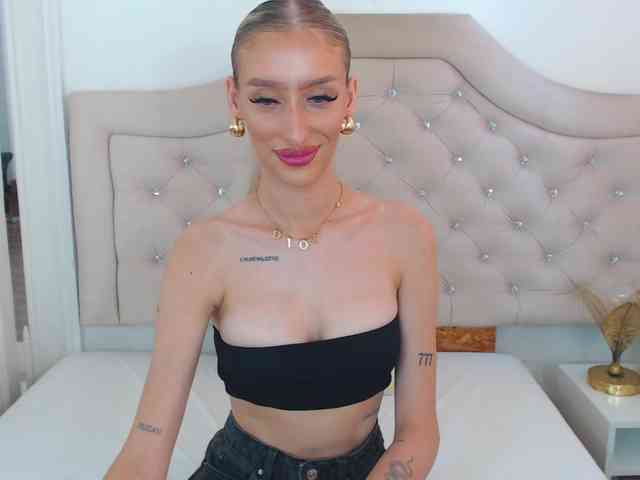 Model: NatalieFlirt