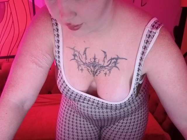 RosieMoons live cam on BongaCams