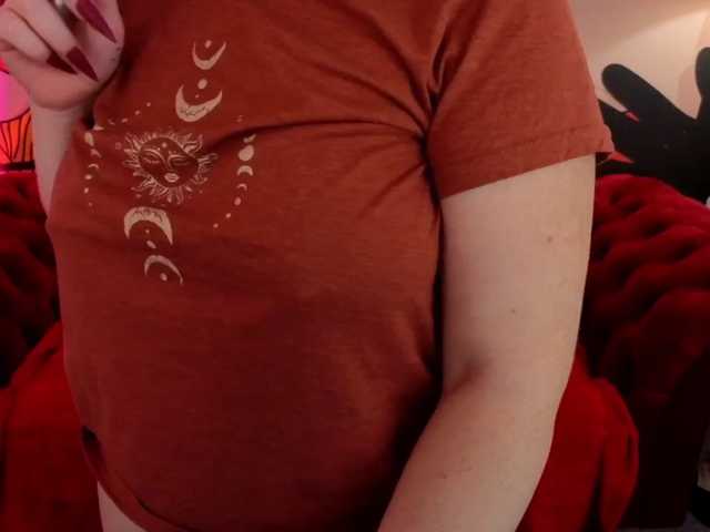 RosieMoons, live now on BongaCams