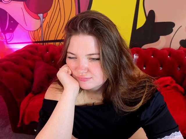 StarryDoll — live female cam