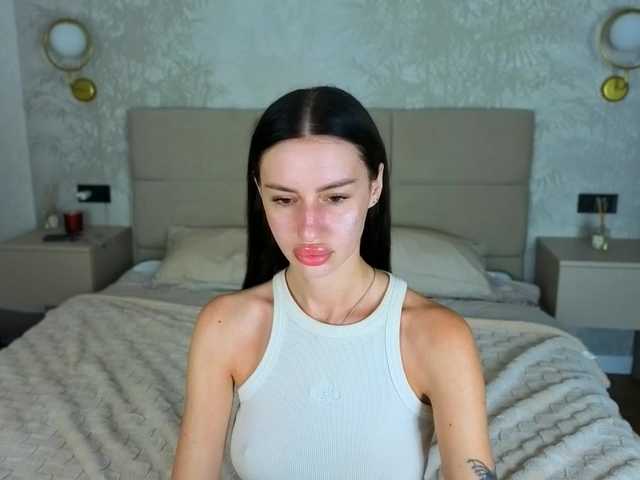 SnowWhiteee