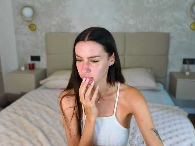snowwhiteee live sex show