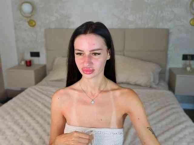 SnowWhiteee Sex Cam Show