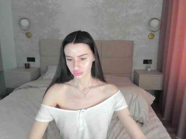 SnowWhiteee SnowWhiteee