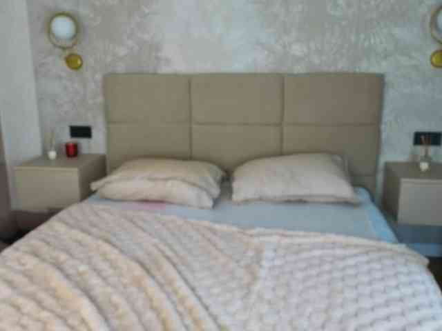 SnowWhiteee webcam